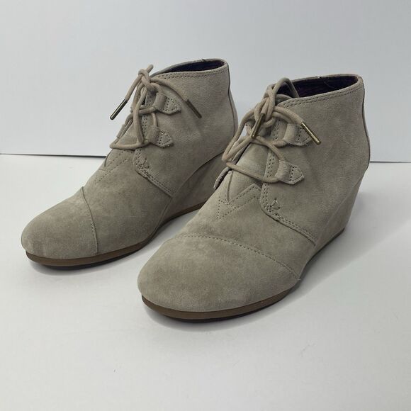 TOMS Women’s Shoes Taupe Suede Desert Wedge Ankle Booties Size 8.5 Wide - Picture 1 of 8